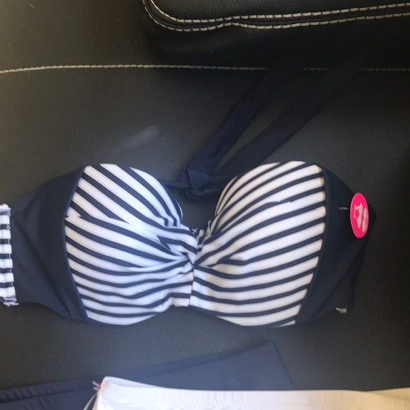 Striped Vintage Bikini 👙 Navy & White Size Medium - Picture 3 of 5